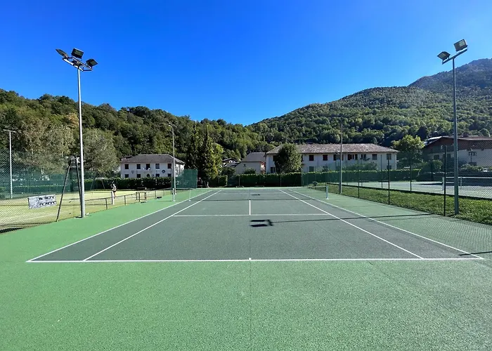 Le Rioumajou 2 - Grand T4 - Piscine - Centre St Lary דירה *
