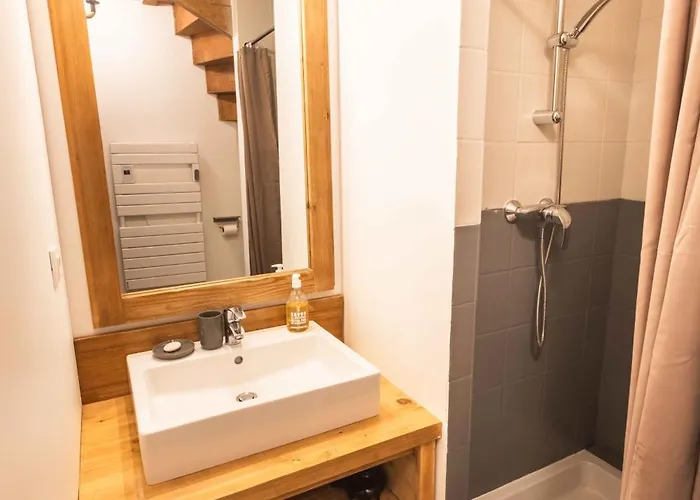 Le Rioumajou 2 - Grand T4 - Piscine - Centre St Lary Appartamento