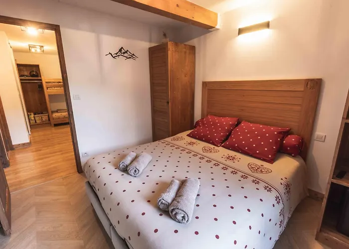 Le Rioumajou 2 - Grand T4 - Piscine - Centre St Lary דירה