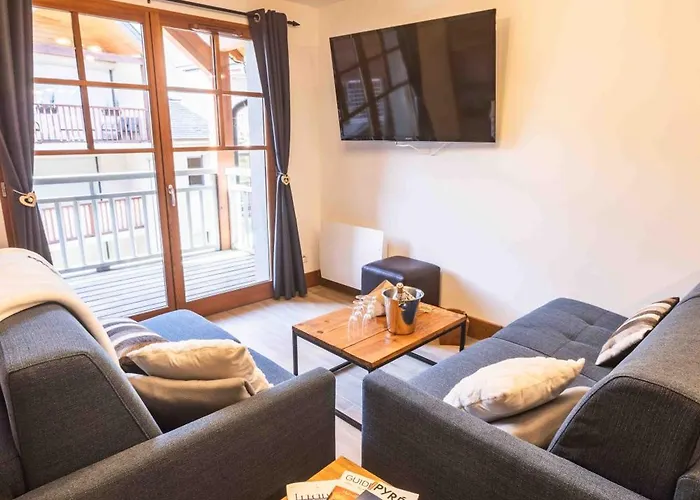 Le Rioumajou 2 - Grand T4 - Piscine - Centre St Lary *