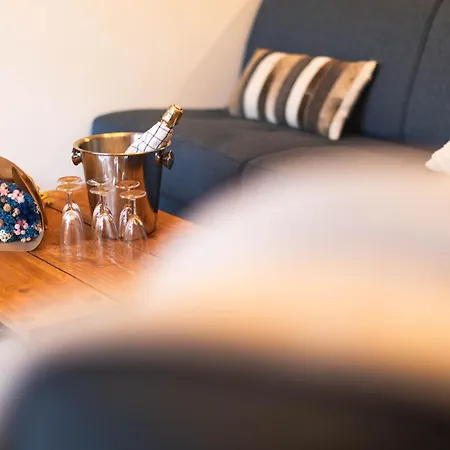 Le Rioumajou 2 - Grand T4 - Piscine - Centre St Lary * 圣拉里苏朗