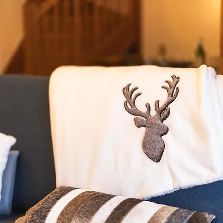 Le Rioumajou 2 - Grand T4 - Piscine - Centre St Lary 公寓 圣拉里苏朗