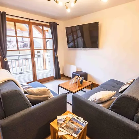 Le Rioumajou 2 - Grand T4 - Piscine - Centre St Lary *